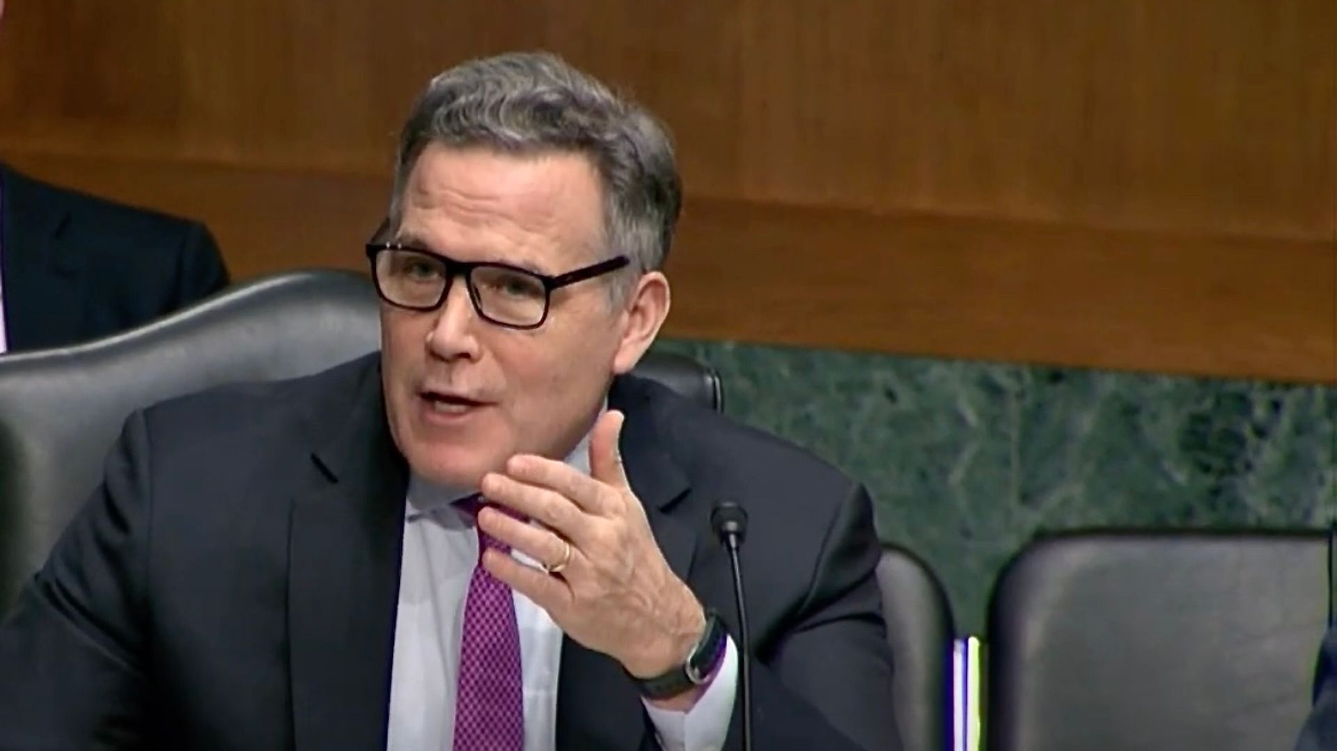 Senator and Ex-Bridgewater CEO McCormick Invests More in Bitcoin as Bill in Works-credit coindesk