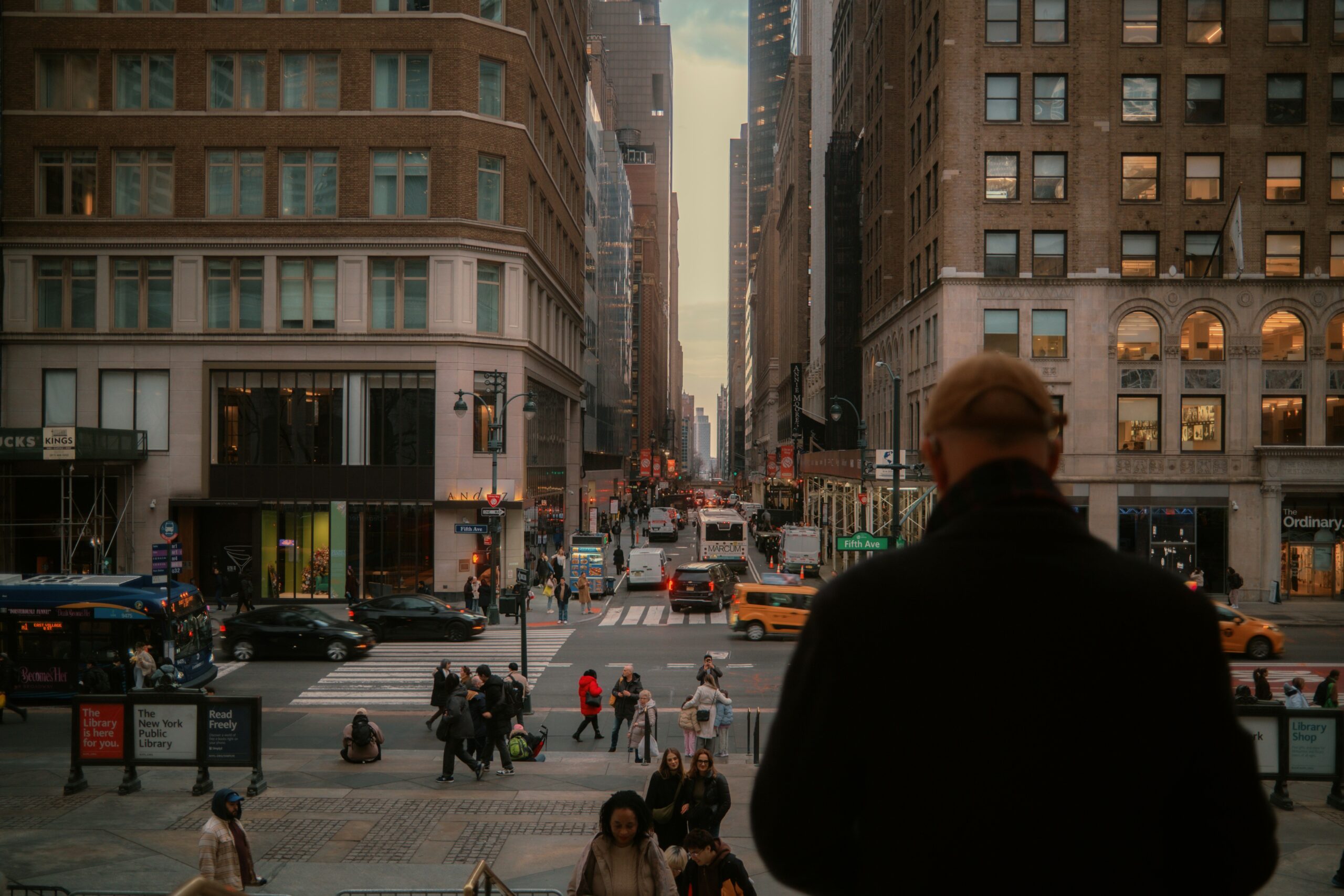 Institutions Drive Bitcoin Dominance: Q1 2025 Crypto Market Analysis-credit coindesk