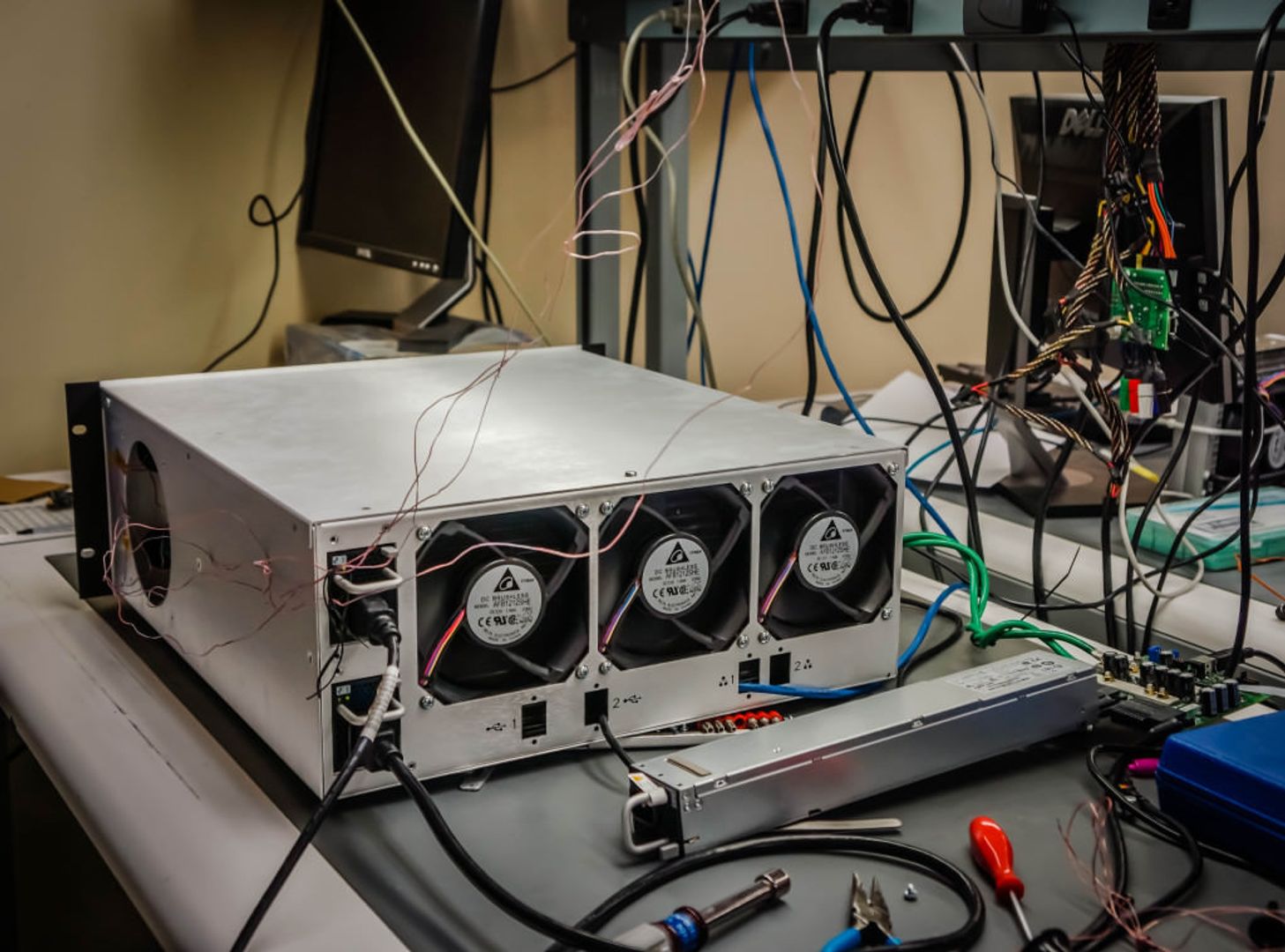 Bitcoin Miner Revenue Drops to 2-Month Low, but Selling Pressure Remains Absent: CryptoQuant-credit coindesk