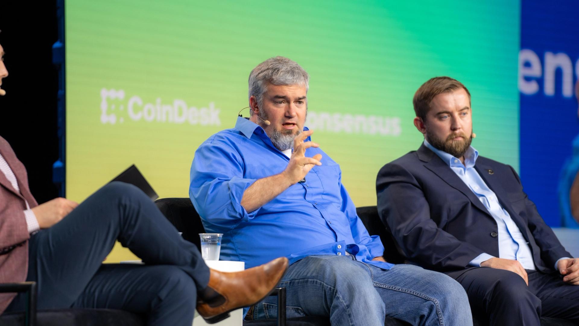 Solana Staking ETF Opens for Trade, Becoming First Such U.S. Crypto Staking Product-credit coindesk