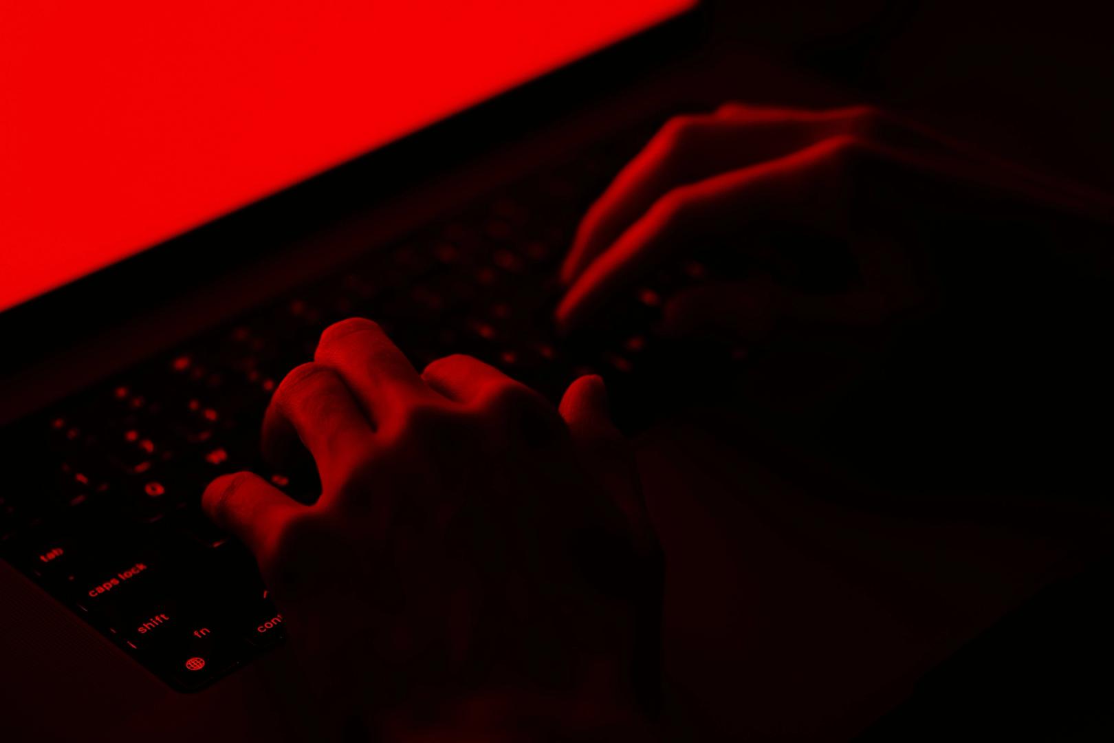 Decentralized Exchange GMX Exploited for $42M, Offers Hacker 10% White Hat Bounty-credit coindesk
